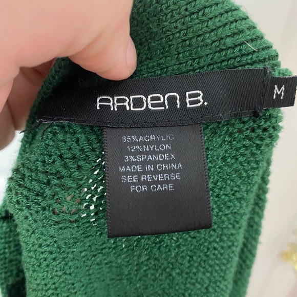 ARDEN B. Sweater - Picture 7 of 7